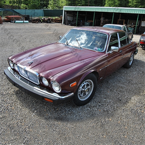 SALVAGE: 1986 XJ6 