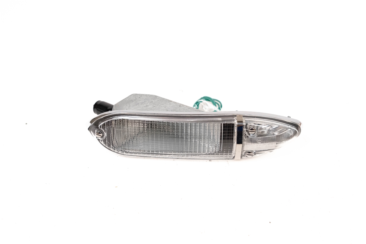 Jaguar Turn Signal Lamp - RHF - E-Type (61-68)