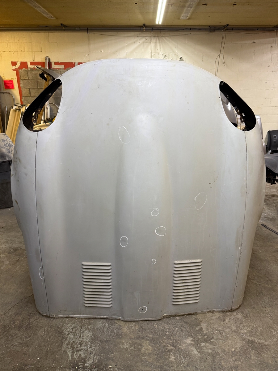 Jaguar E-Type Series III V12 Bonnet - Used (Missing Left Fender)