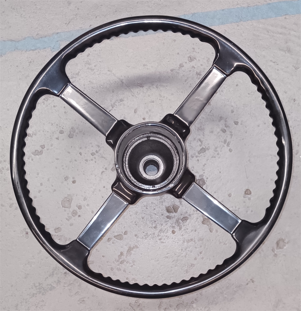 Jaguar Steering Wheel - 16"