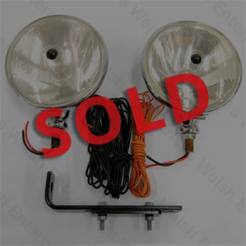 Jaguar NOS Lucas CFT/CLR 700S Fog Lamp Pair