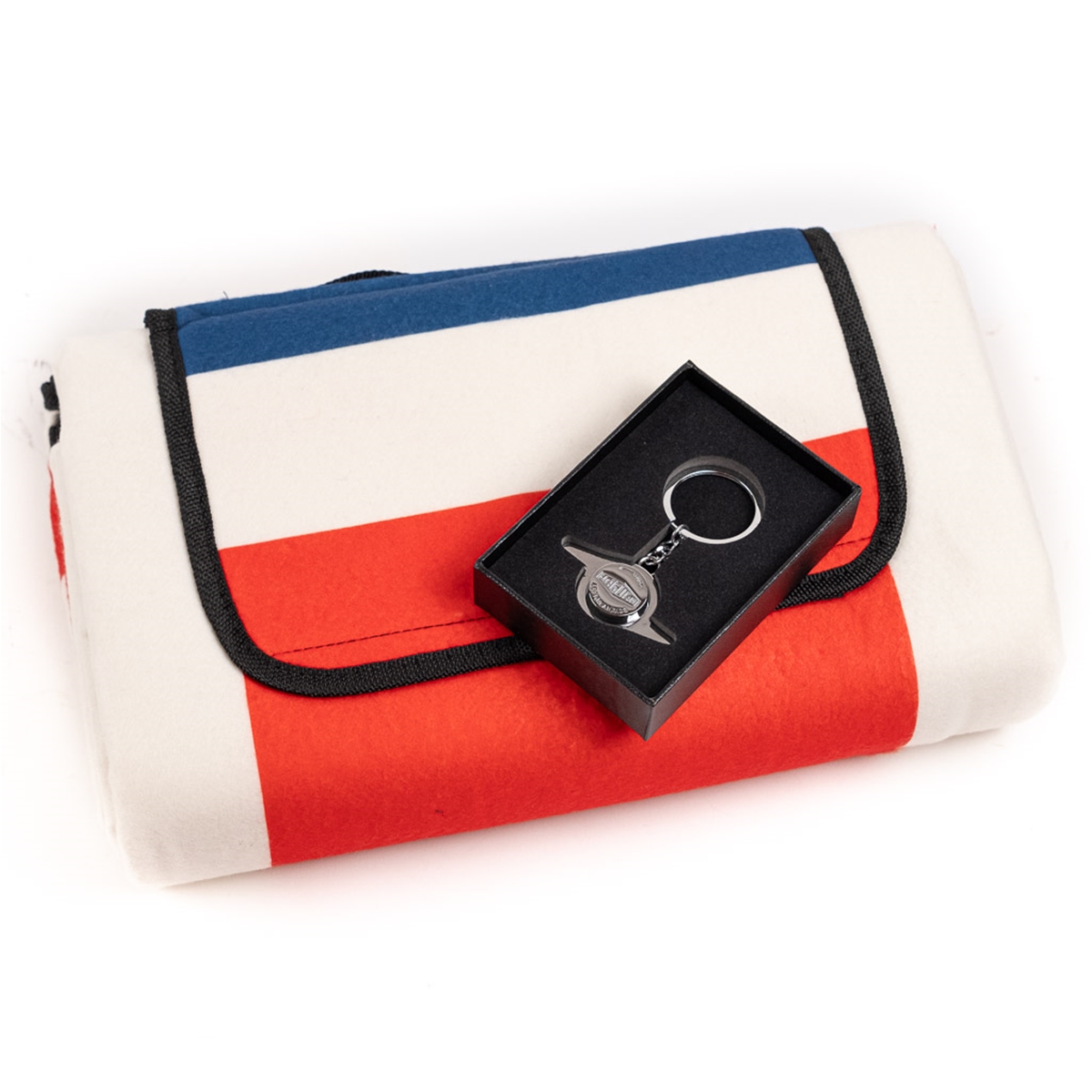 GIFT BUNDLE Unionjack Picnic Blanket and Spinner Keychain