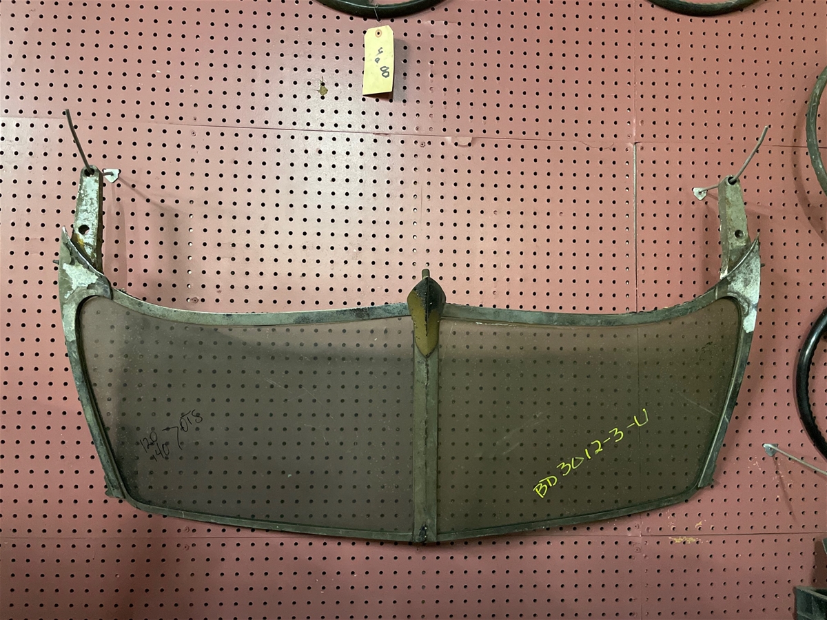Jaguar Windshield Set