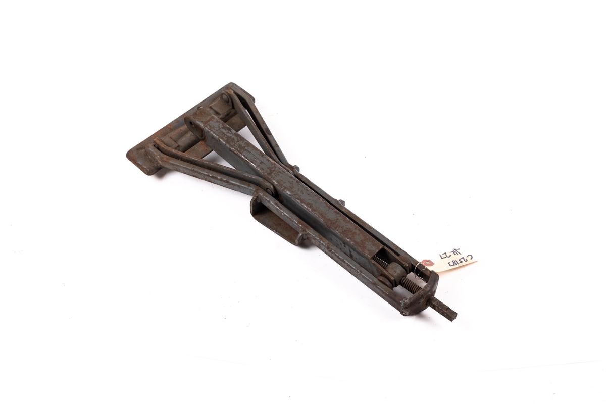 E-Type Roadster/Coupe Metallifacture Scissor Jack (Series I 4.2