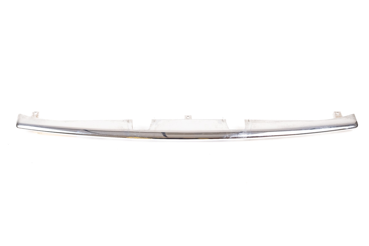 Jaguar Center Vane XK8 Front Bumper