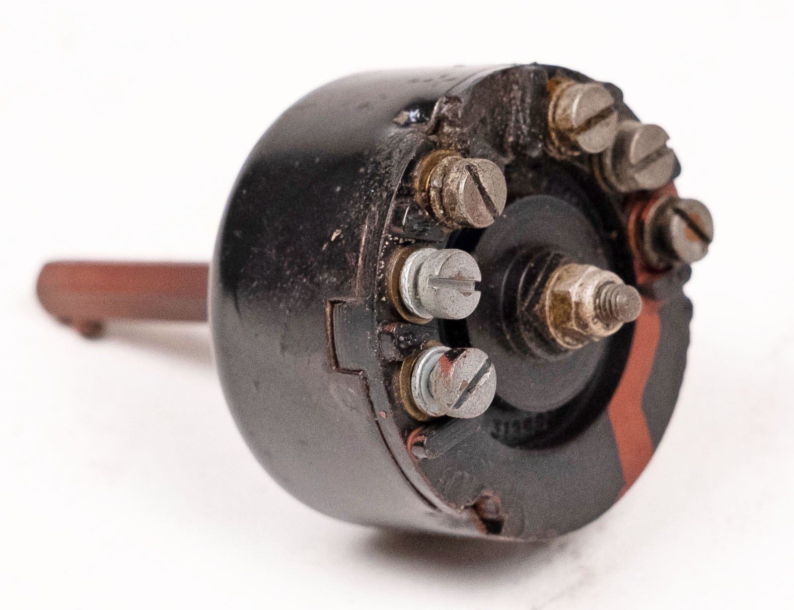 Jaguar Fuel Tank Change Switch