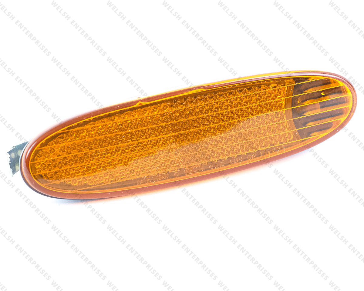Jaguar LAMP SIDEMARKER XJ8 97> RIGHT HAND FRONT